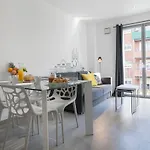 Bbarcelona Gaudi Flats *