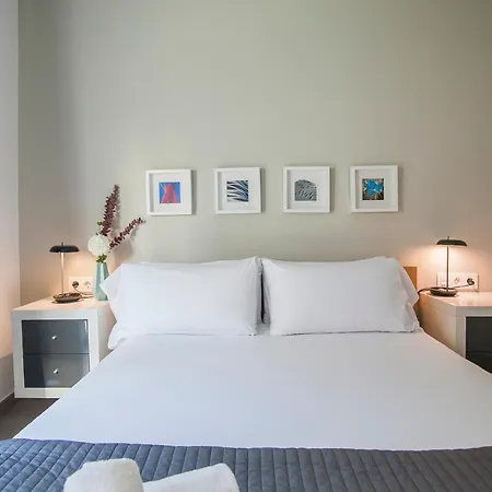 Bbarcelona Gaudi Flats Apartament