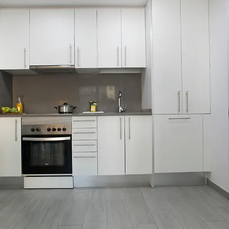 Bbarcelona Gaudi Flats * Барселона